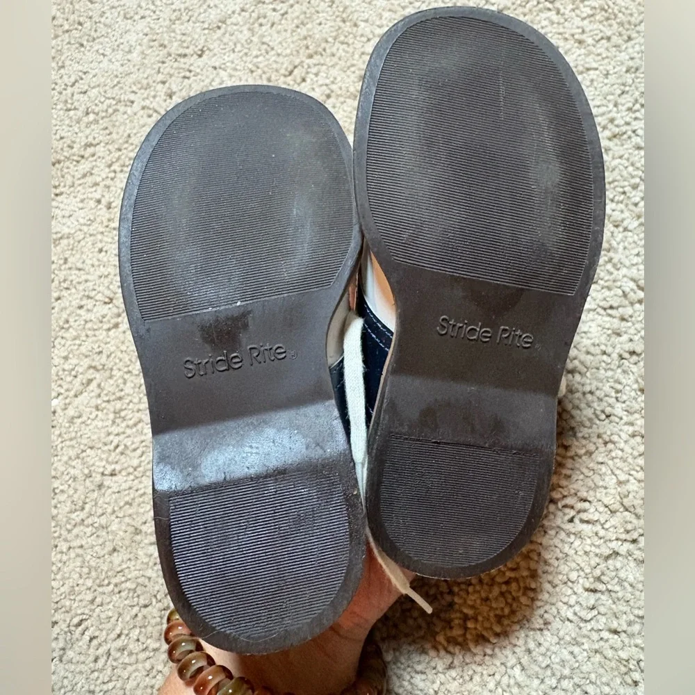 Vintage stride rite leather saddle shoes size 7.5 EE